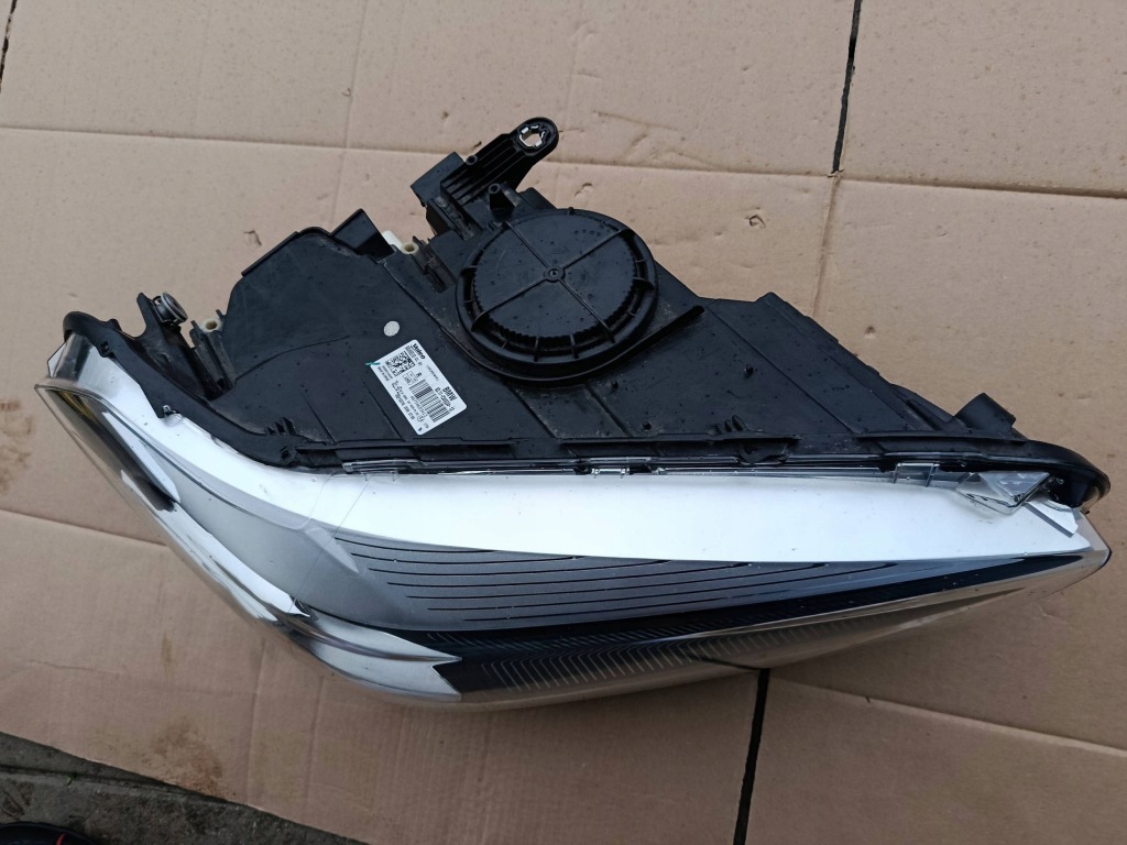 Фара фара правий права перед звичайна європа bmw x1 f48 7346534 Недорого