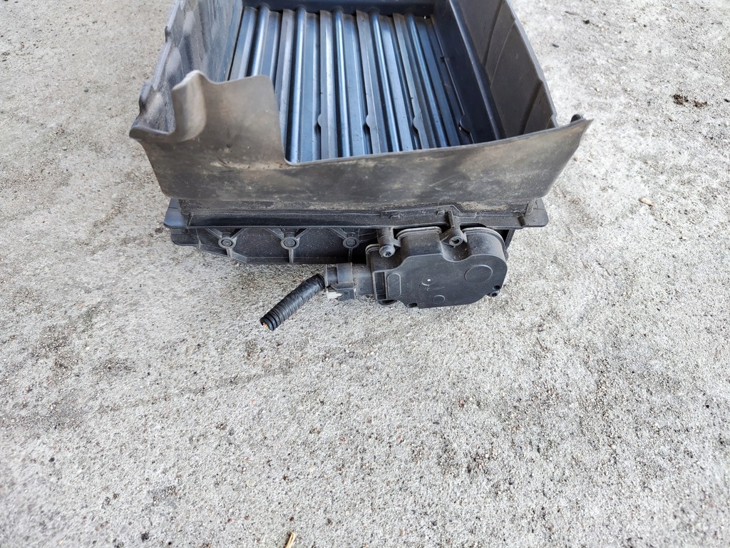 фото №6, Peugeot 3008 ii 5008 ii citroen c5 воздуховод воздуха шторка 9811409180