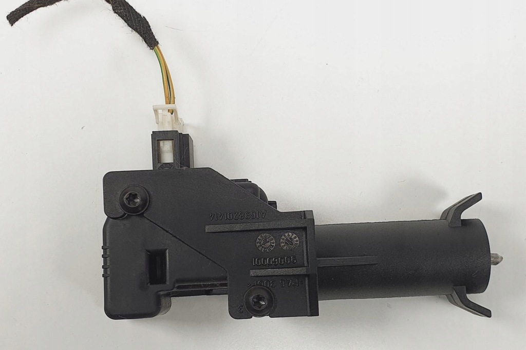 фото №1, Привод крышка заливной mercedes w169 a2038201997