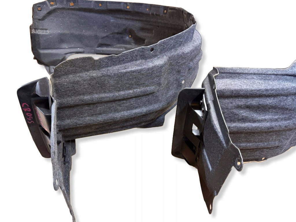 Подкрылок передние перед сторона левая toyota corolla cross Недорого