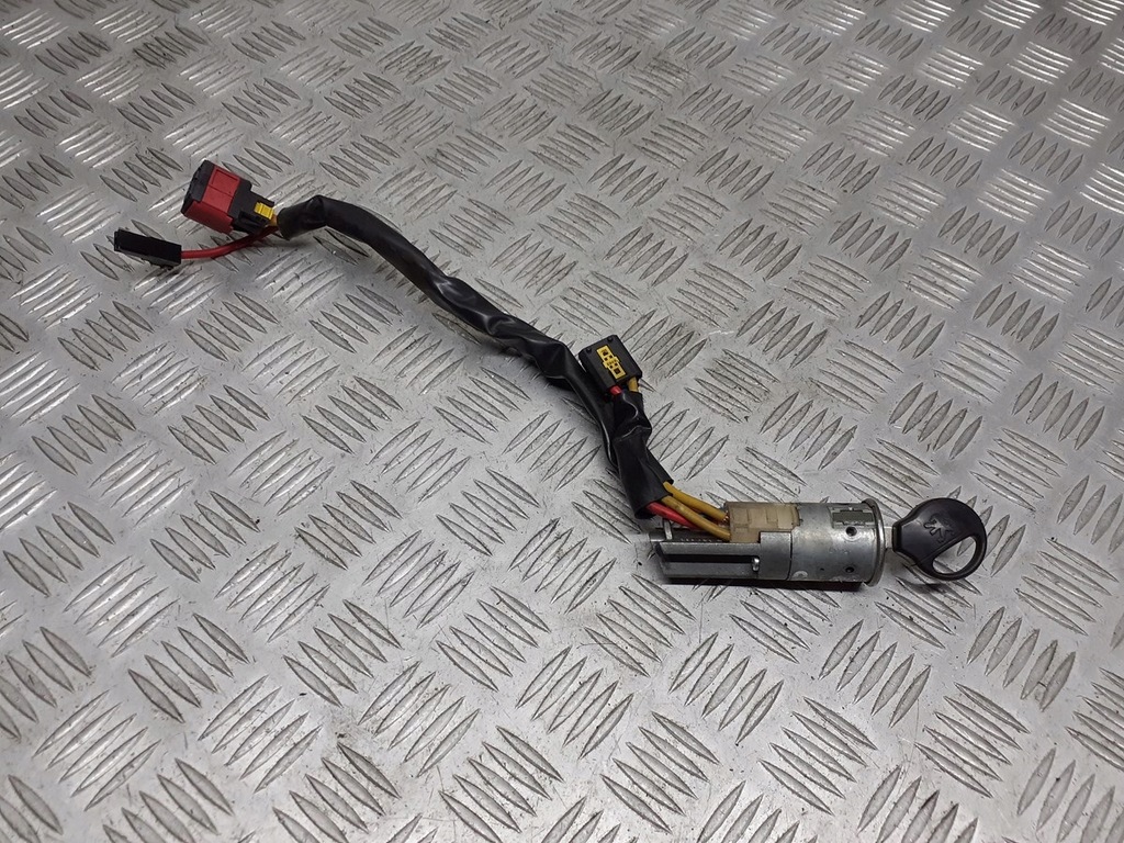 фото №1, Замок зажигания с ключ peugeot 206