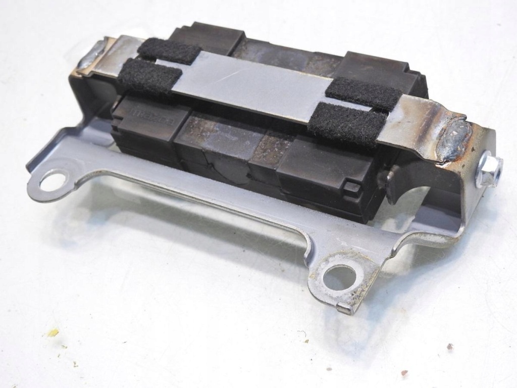 фото №3, Гасник коливань кришки mazda 6 gh