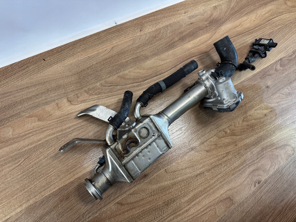 фото №6, Радиатор выхлопных газов egr дроссельная заслонка audi q7 q8 4m 059131508bp 059131477h