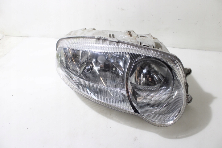 фото №1, Лампа правая передняя alfa romeo 147