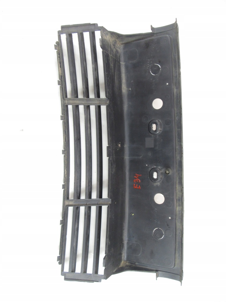 Молдинг решётка бампера перед bmw e34 седан универсал Недорого