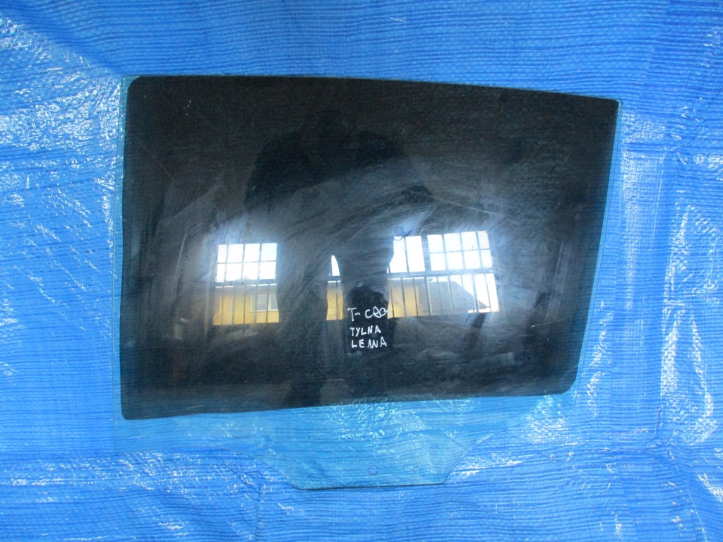 фото №1, Стекло дверь задняя левая vw t-cross 2022