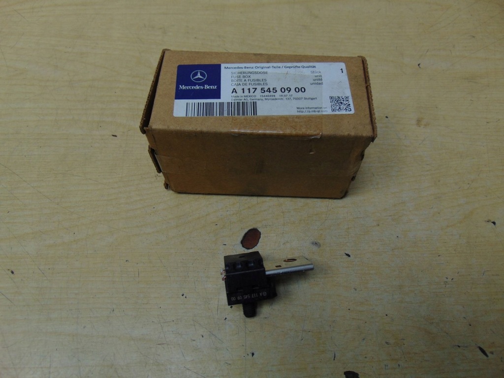 Купити Запобіжник коробка mercedes a1175450900
