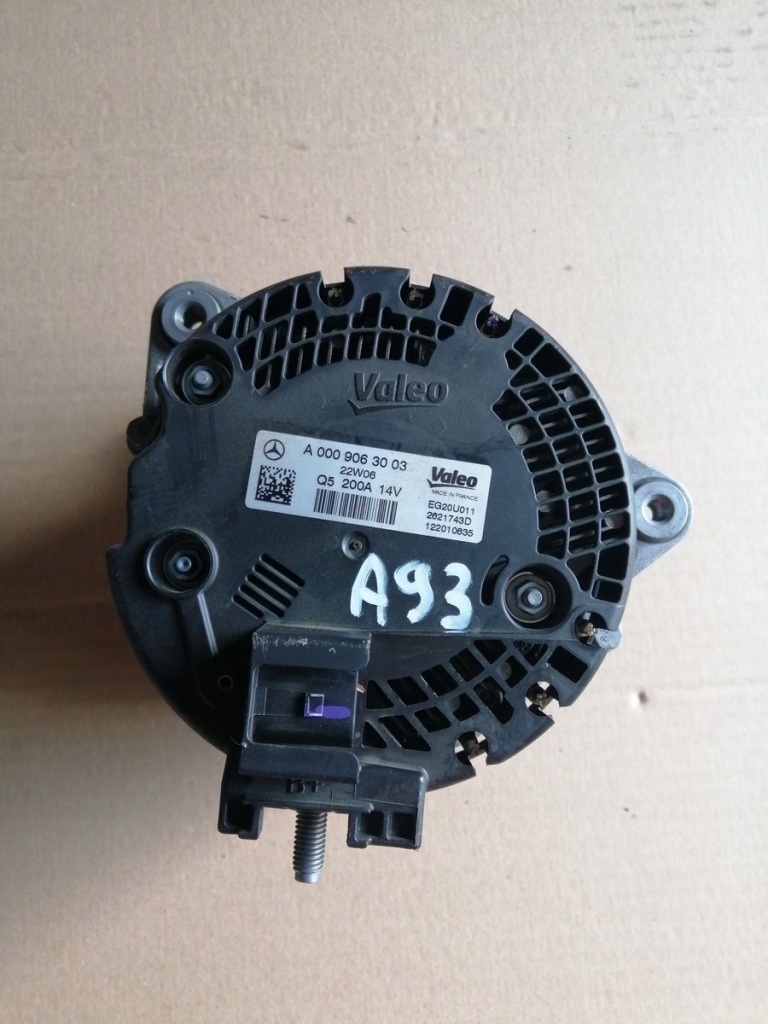 Купить Mercedes w213 w238 2.0 cdi генератор a0009063003