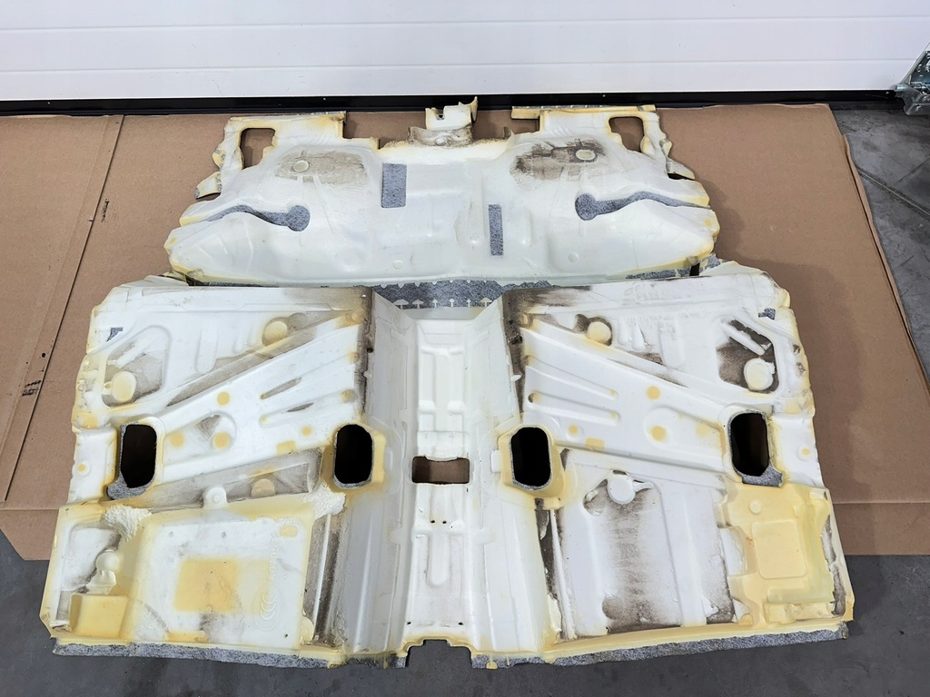 фото №9, Обшивка задняя, коврик задняя, mercedes b klasa w247 m, gla w247, h247