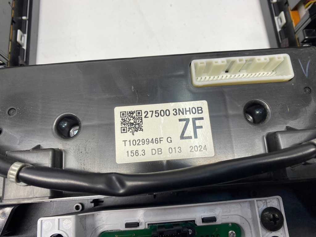 фото №6, Панель рамка навигации nissan leaf mk1 682u13nl0a