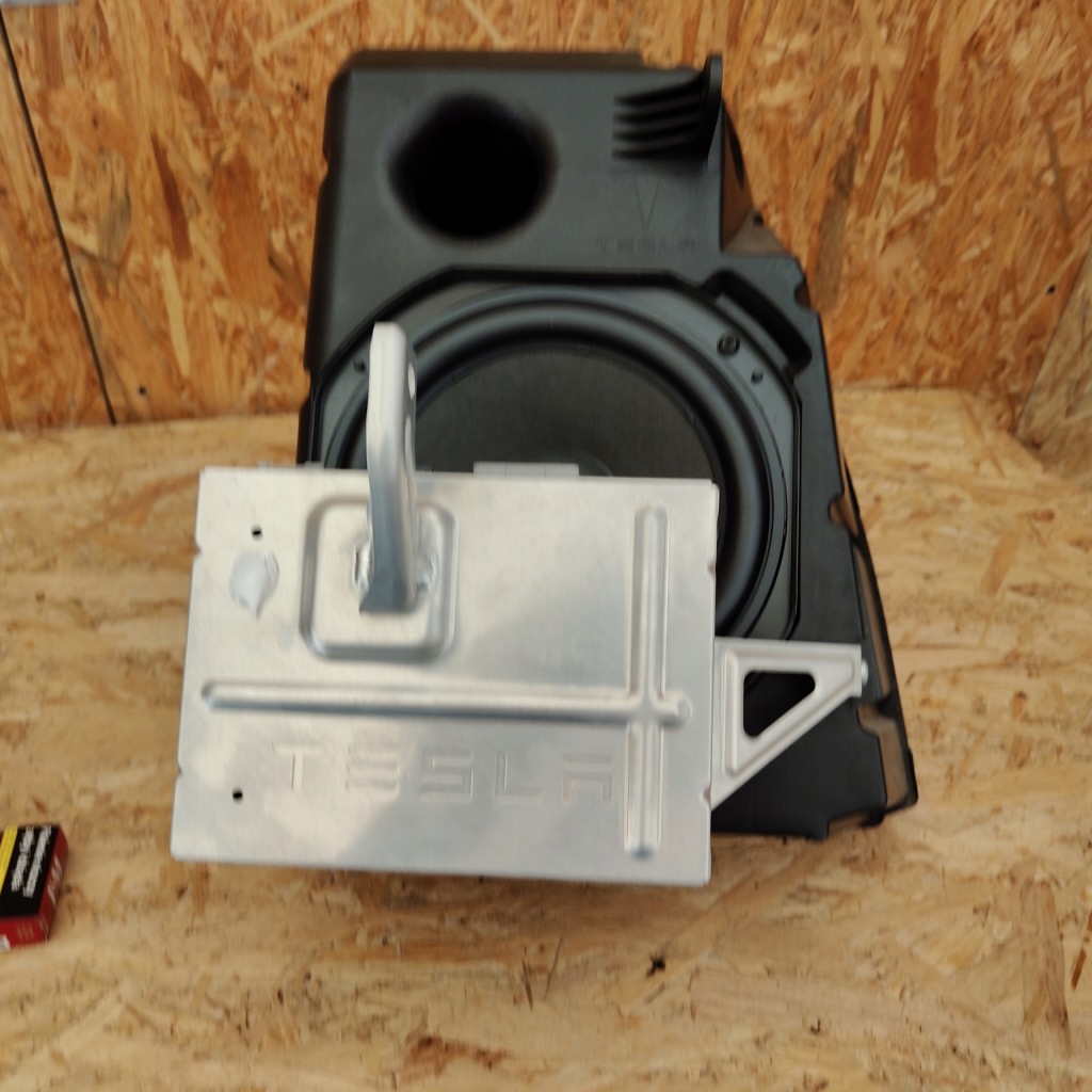 Усилитель сабвуфер динамик tesla model 3 Доставка