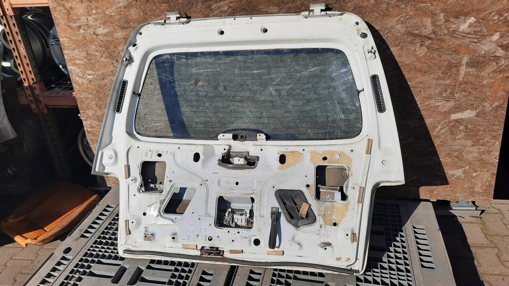 фото №10, Задняя крышка багажника багажника peugeot partner i 03r 1.9d ewpa