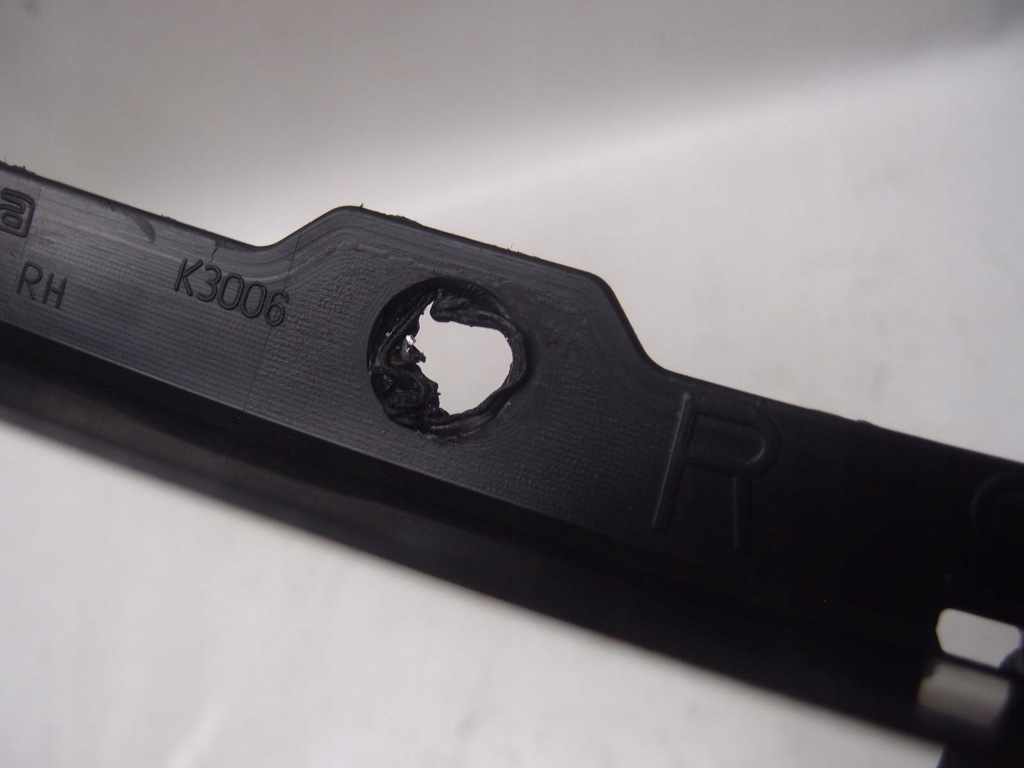 фото №14, Молдинг бампера правый перед mazda 2 de d651-519h1