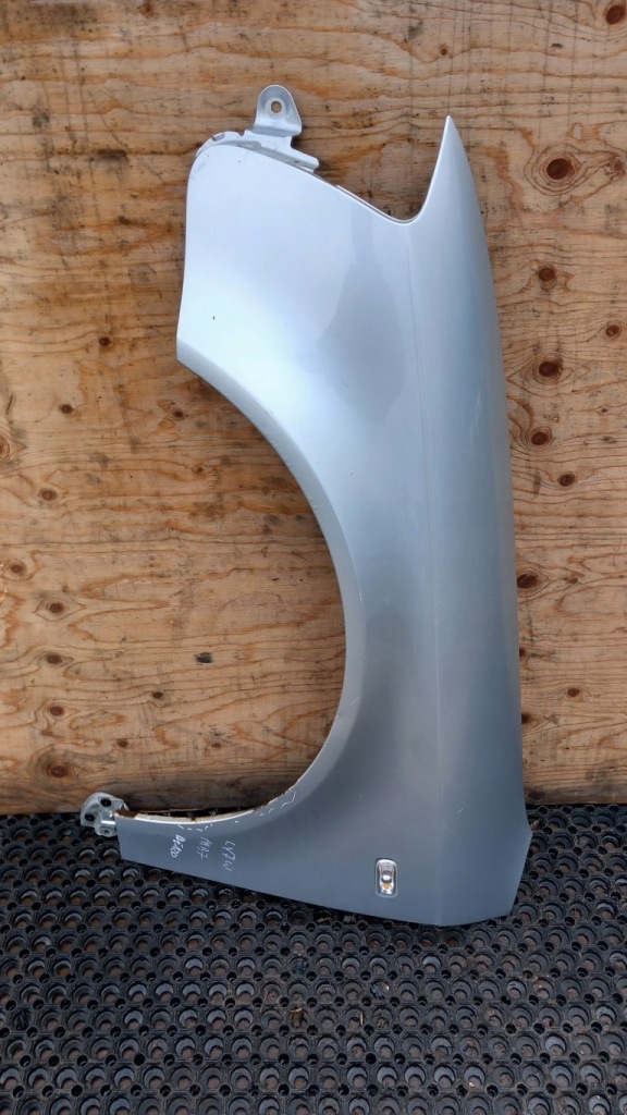 фото №1, Audi a4 b7 крыло перед левый ly7w