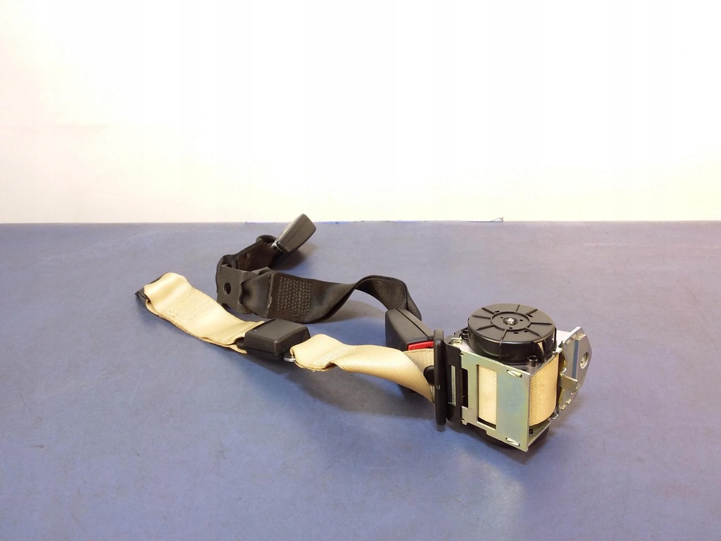 фото №1, Bmw 3 e90 pas безопасности задний средний