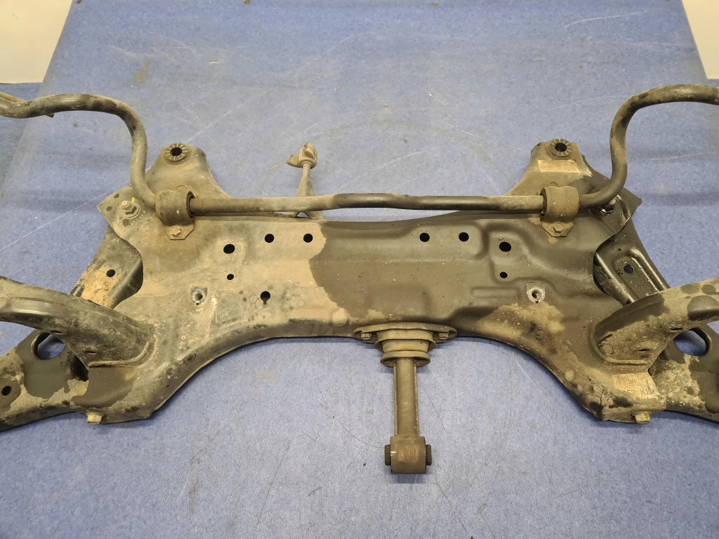 Купить Kia rio iv hb 1.2b подрамник перед