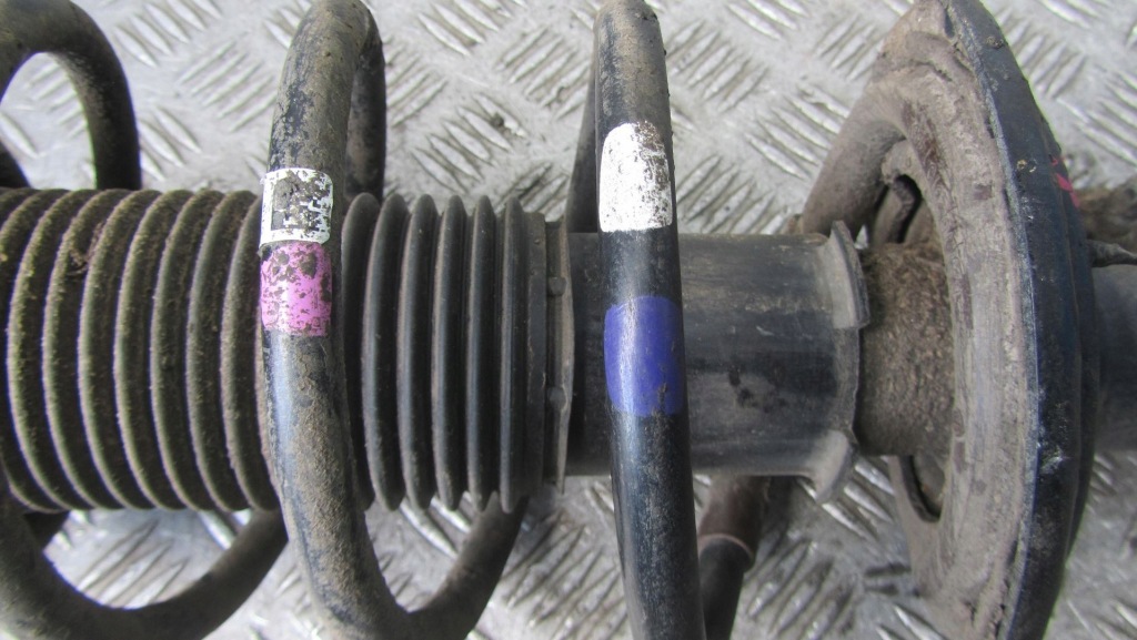 фото №6, Hyundai i20 ii амортизатор левый перед 14-18