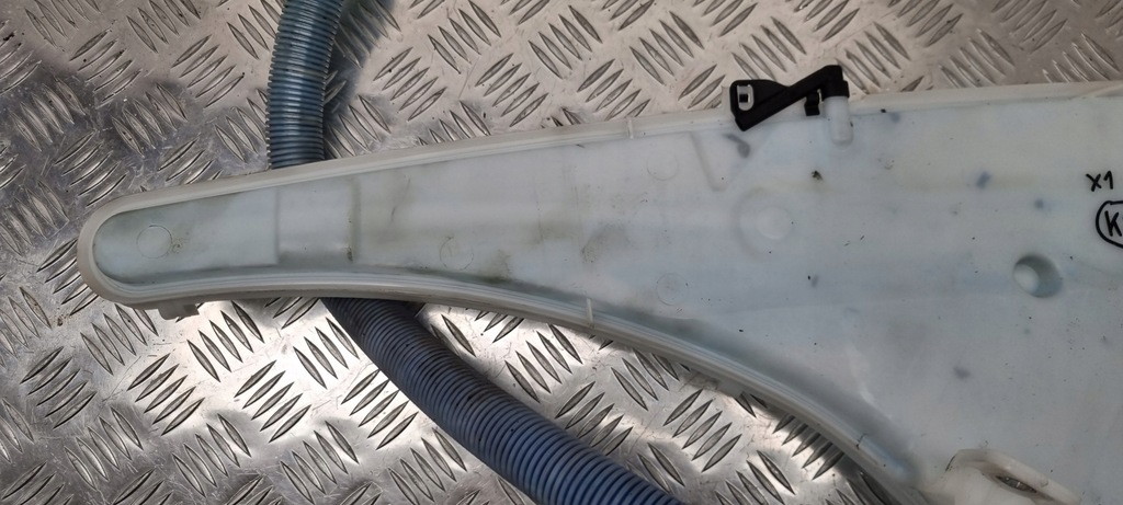 фото №13, Bmw e91 e87 e84 бачок омывателя 7068998