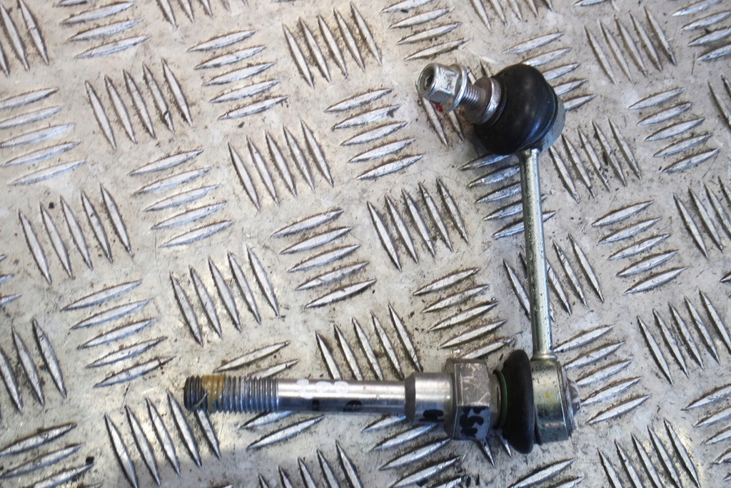 фото №1, Наконечник тяга лівий перед maserati levante m156