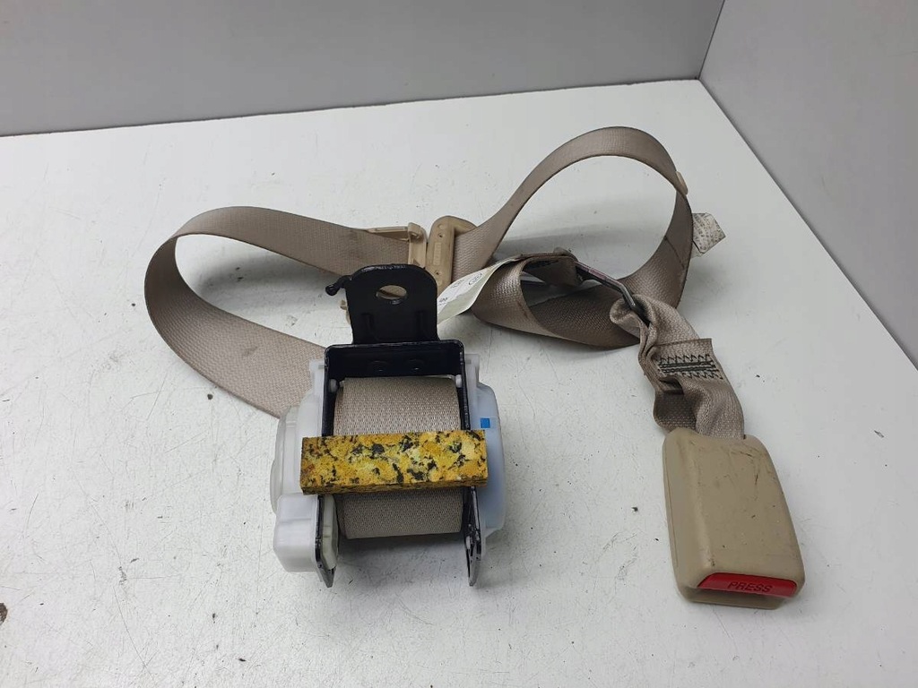 фото №1, Pas безопасности задняя средний lexus is 220 ii eu