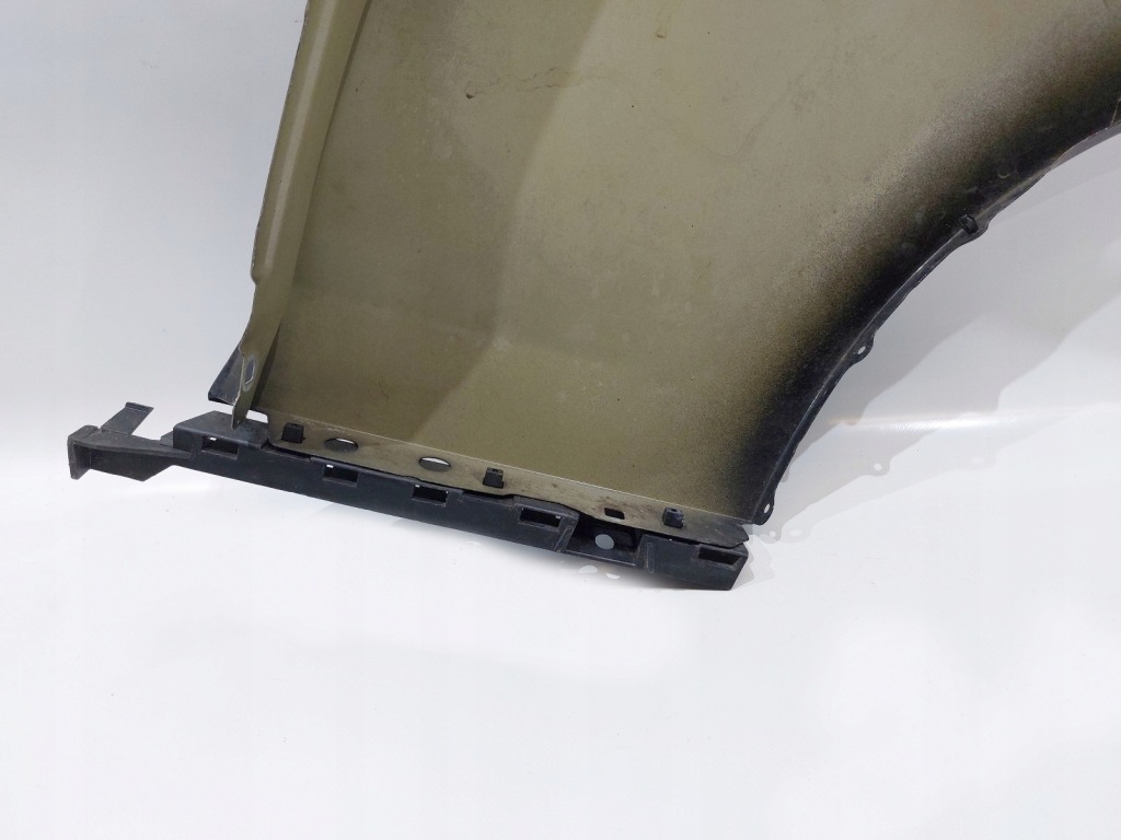 Крыло  перед левое  bmw 1 e87 04r Доставка