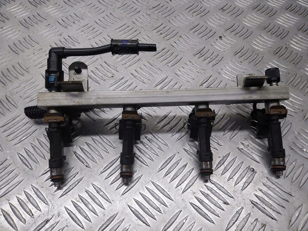 фото №1, Молдинг упорскування opel corsa d 1.2 0280151208