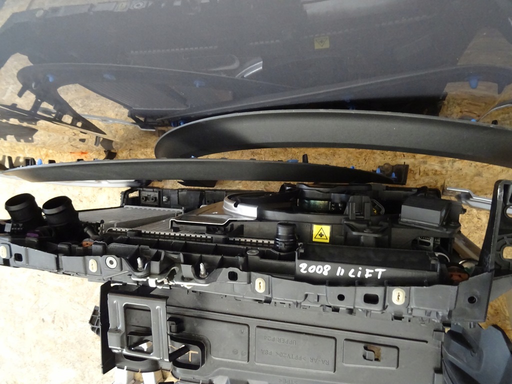 фото №7, Kompletny перед капот бампер крила лампа pas peugeot 2008 ii lift gt