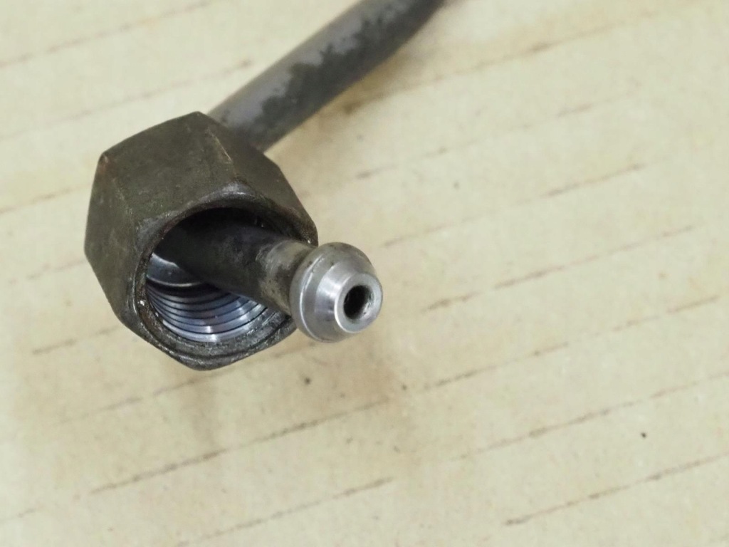 Mercedes 3.0 v6 642 642852 w212 шланг пального трубка Зі Шроту