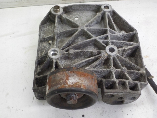 фото №2, Jaguar xj x350 кронштейн основание кронштейн