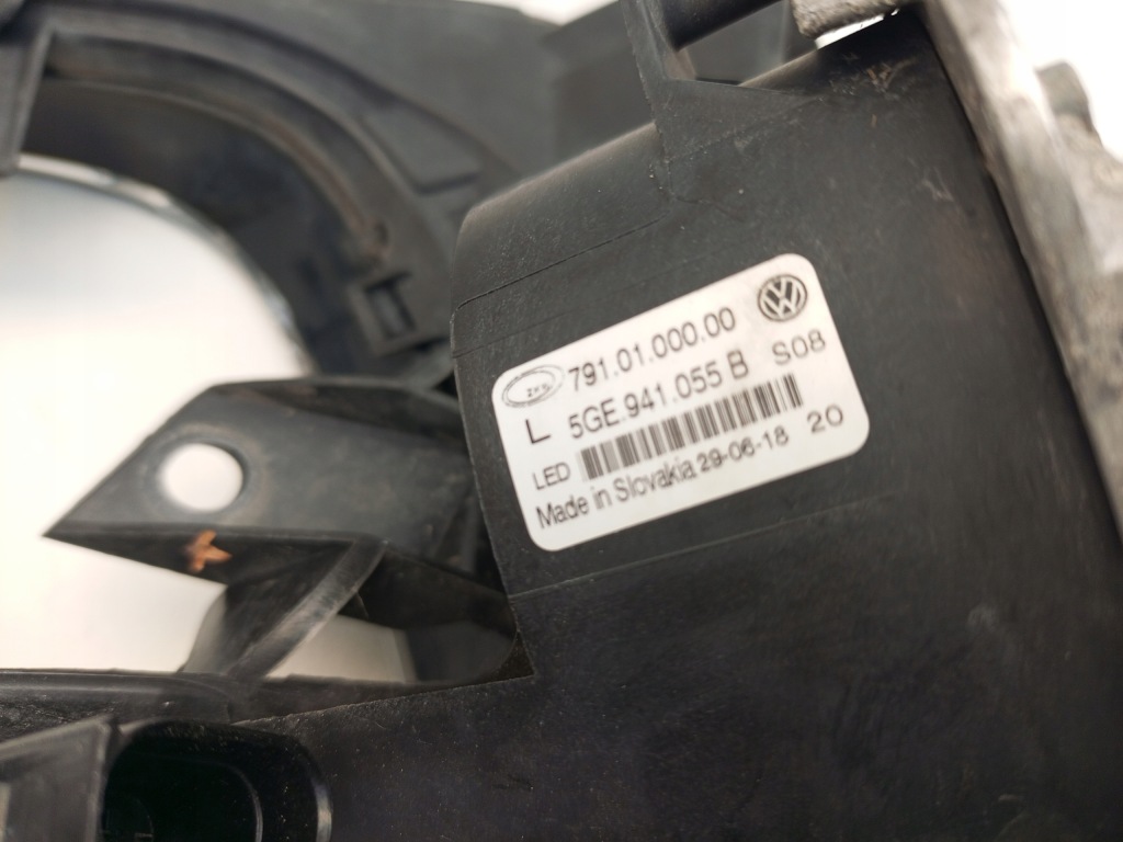 Vw golf gte e-golf vii 7 14- противотуманная фара led drl левый перед передний 5ge941055b Киев