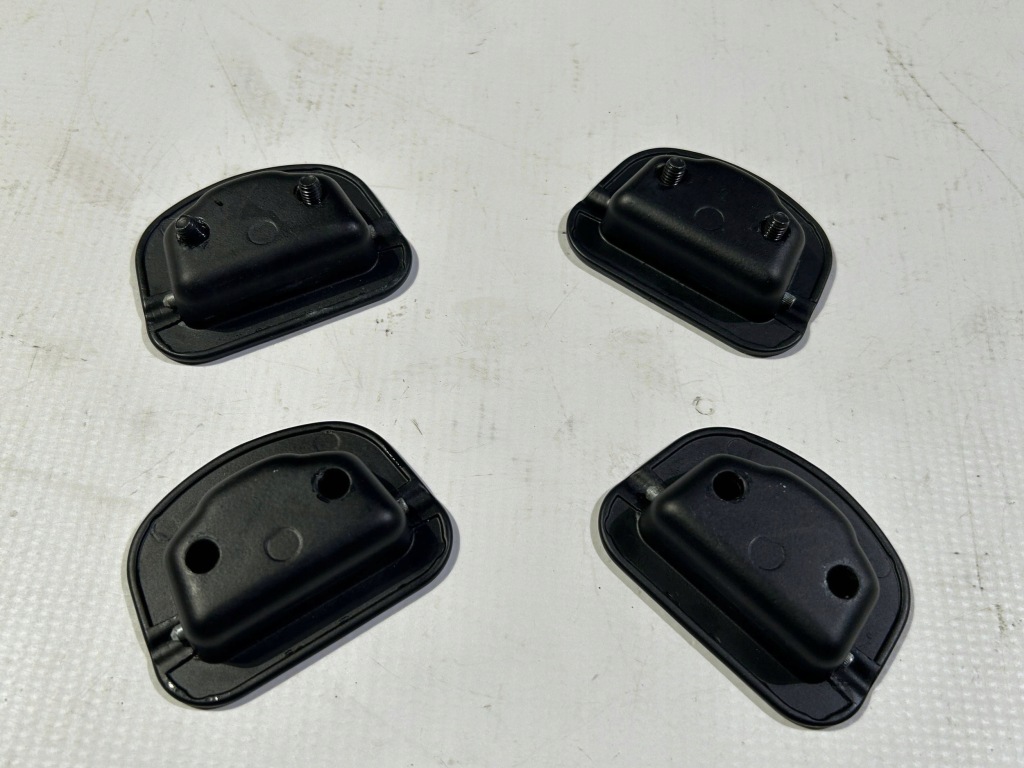 Крепления крепления крюки проушина багажника maserati quattroporte 2013- с Разборки