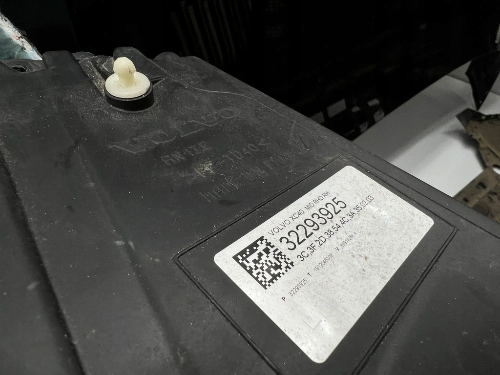 фото №13, Volvo xc40 1.5 t3 перед kompletny капот бампер pas 019-15