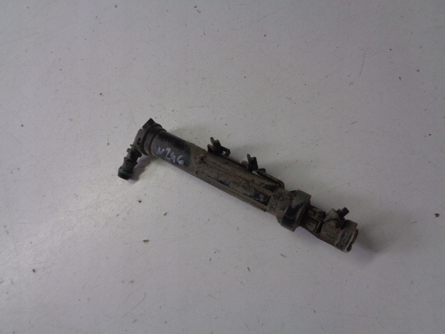 Купить Mercedes b klasa w247 омыватель насадка левая