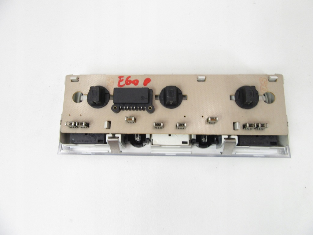 фото №5, Лампа стельовий салонна перед bmw e60 e61