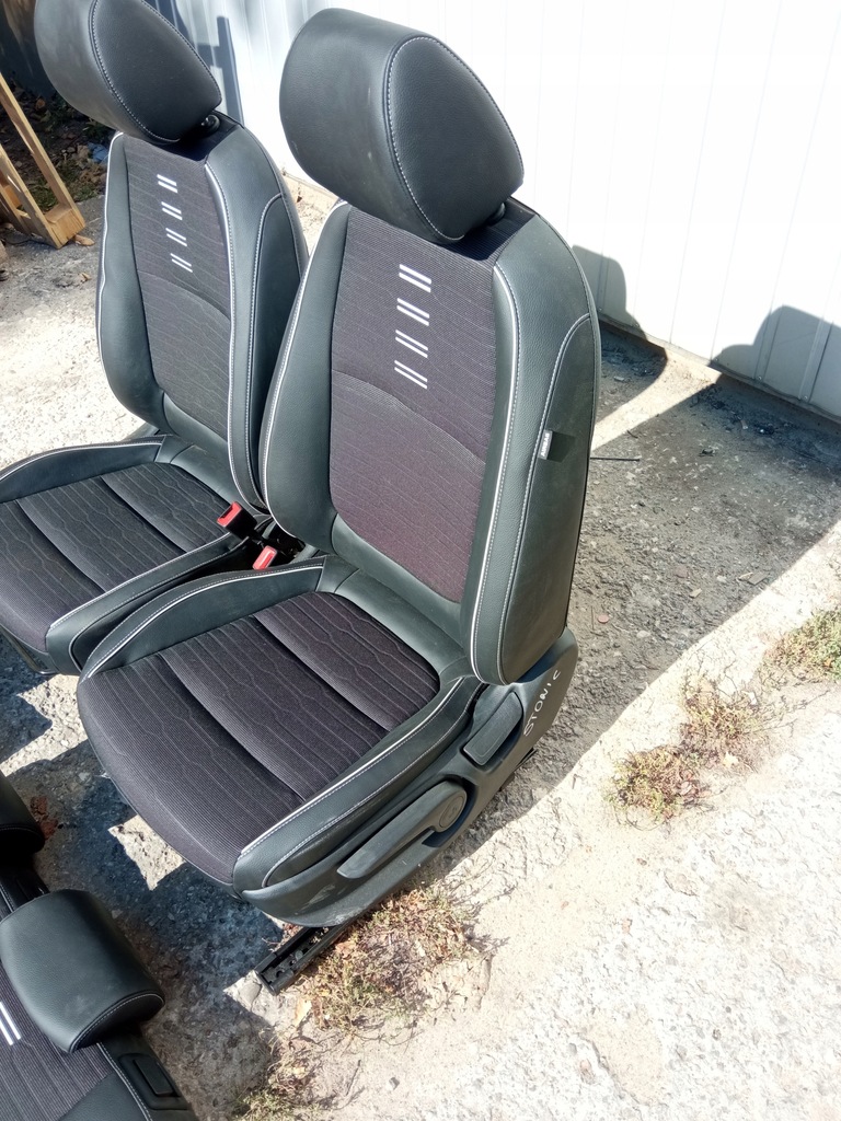 фото №7, Kia stonic сиденья заднее сиденье gt-line