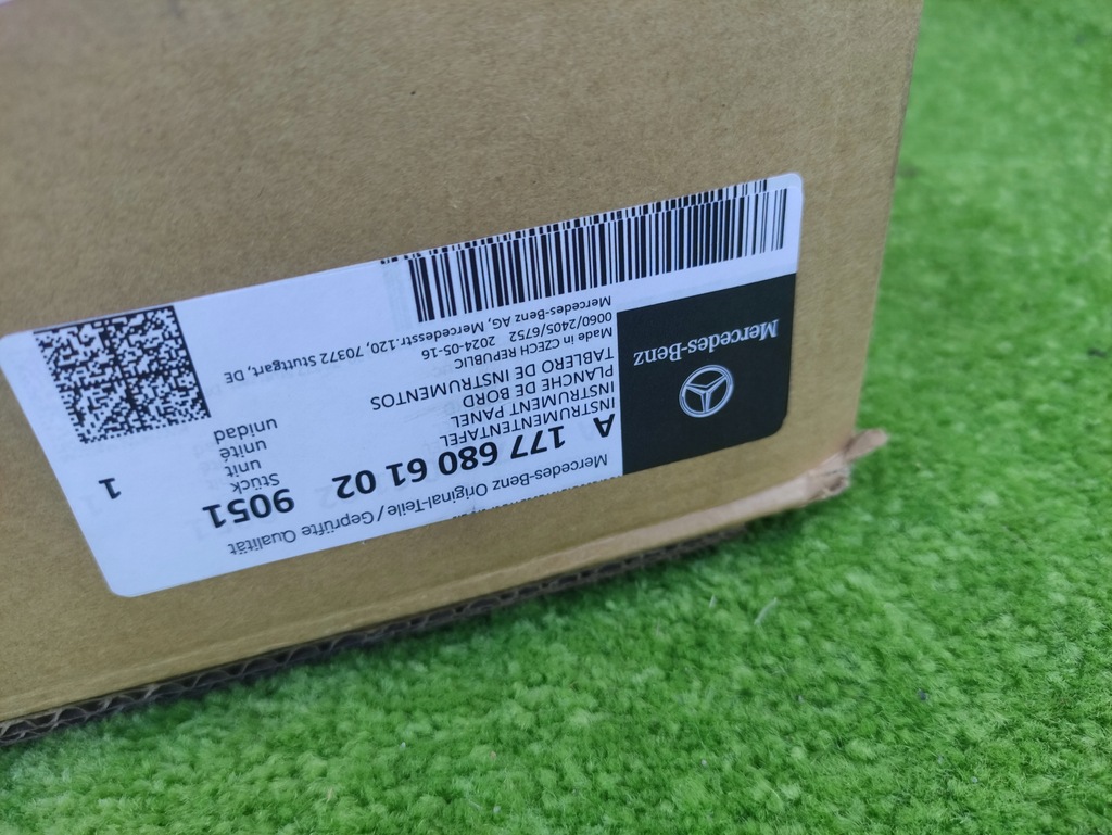 фото №14, Mercedes a klasa w177 18- панель приладів приладова консоль