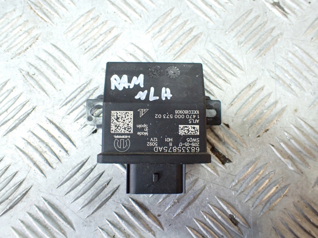Купить Блок управления модуль света адаптивных dodge ram v 4x4 19-