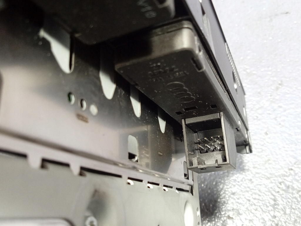 фото №6, Audi s4 a4 b8 мультимедиа навигация navi mmi 8r1035746g