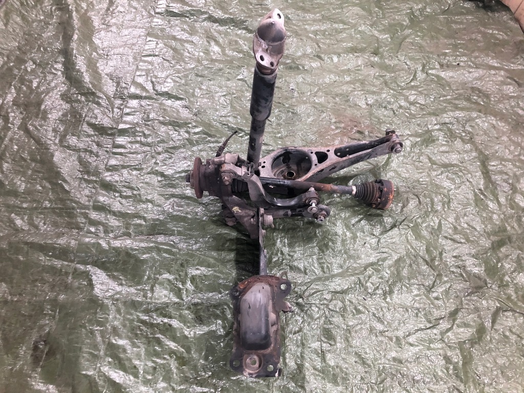 фото №5, Passat b6 3.2 4motion поворотний кулак ступиця важіль задня