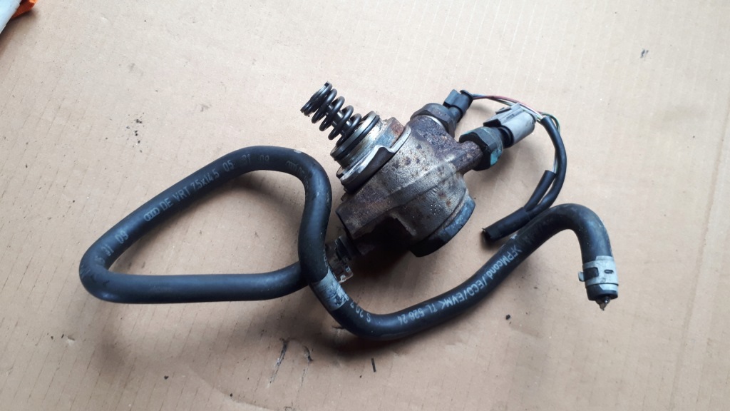 фото №1, S4 b8 помпа пального датчик 3.0 tfsi 07l127026e