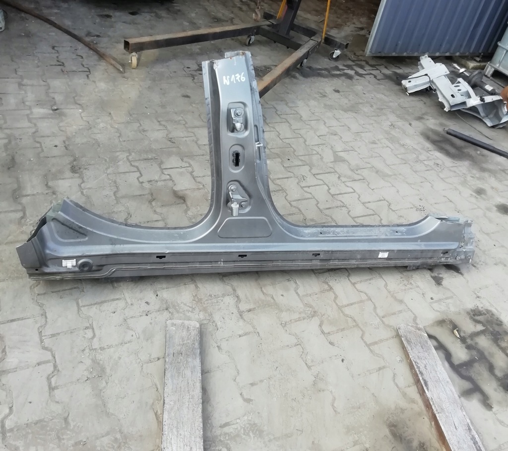 фото №1, Поріг блок двигуна правий mercedes a klasa w176