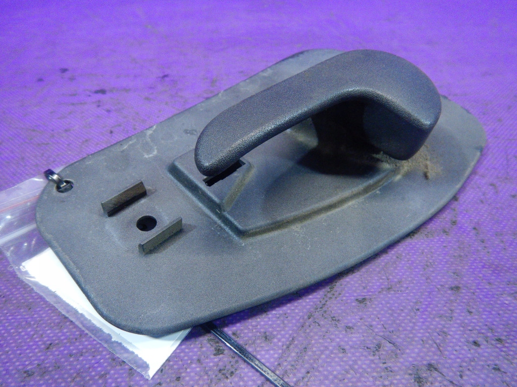 фото №1, Opel corsa c 03-06 lift ручка внутренняя левый задняя 13110962