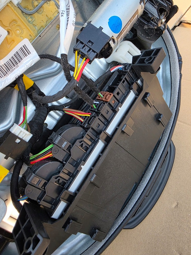 фото №16, Bmw x2 f39 комплект сидінь обшивки super стан czarna шкіра модулі перемикач