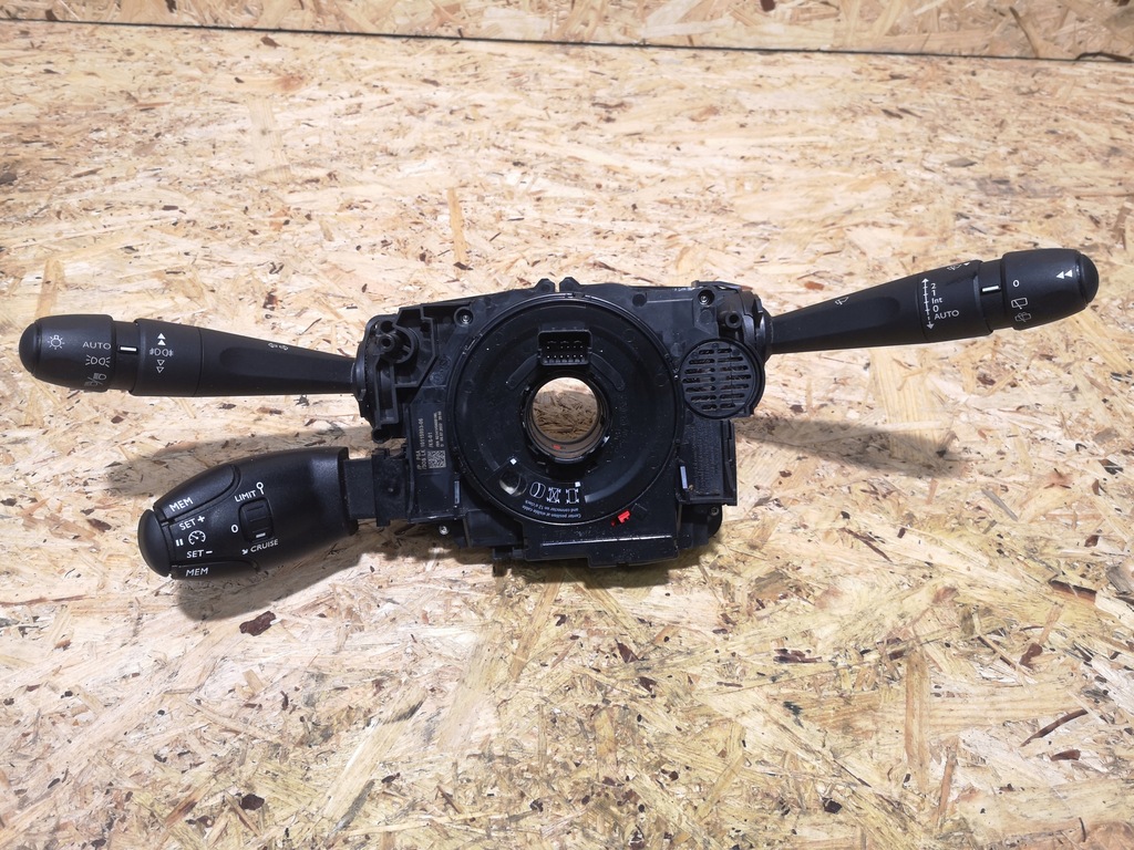 фото №1, Peugeot rifter parter berlingo iv переключатель комбинированный переключатели 98312569zd