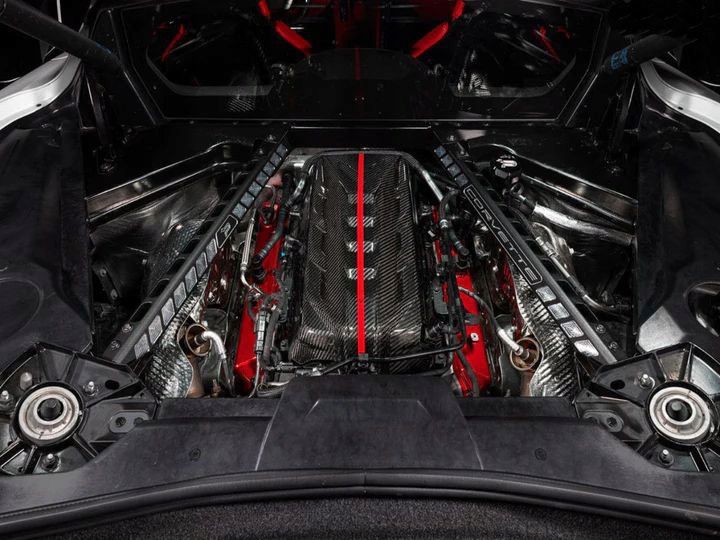 фото №8, C8 corvette stingray карбон двигатель cover eventuri