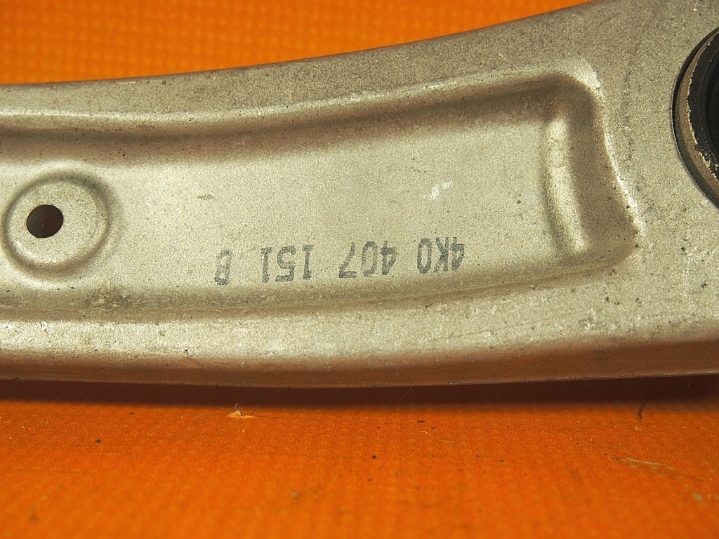 фото №10, Audi a6 4k рычаг перед шаровая опора левый 4k0407151b