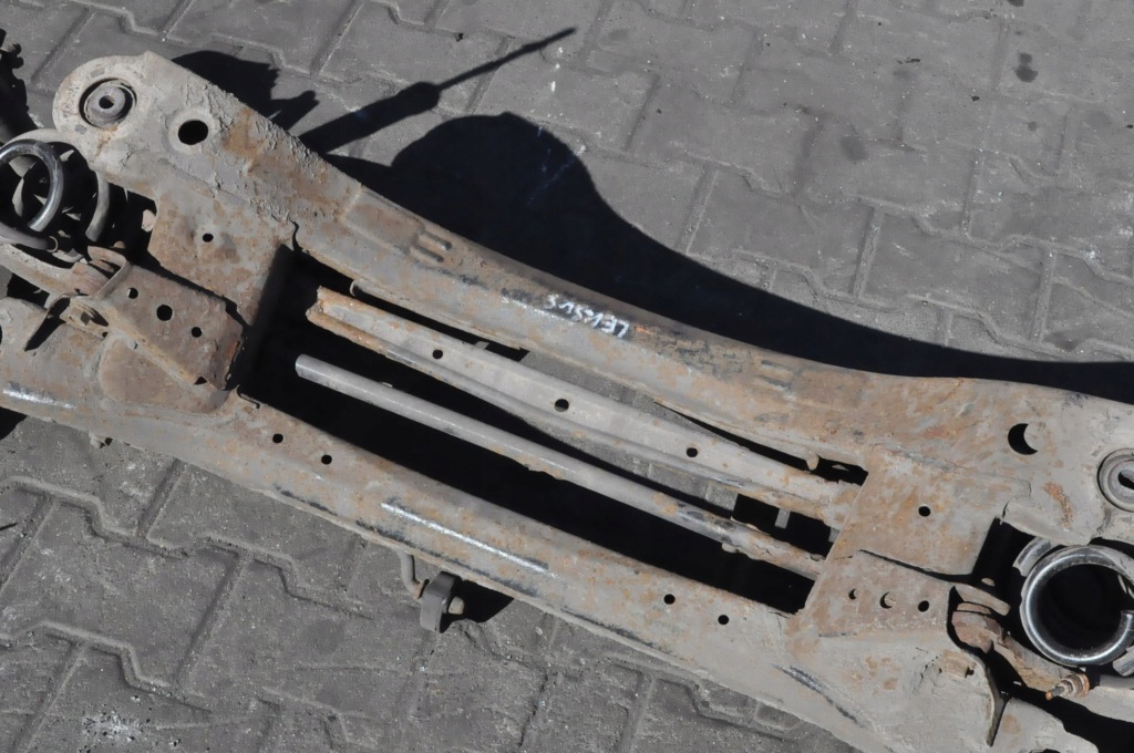 фото №7, Lexus ct 200h 1.8 16v підвіска балка задня