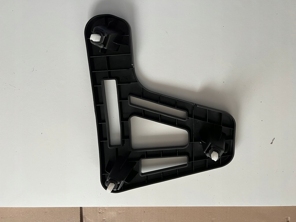 фото №1, Kia оригинальный номер 86623-a2210 направляющая бампера