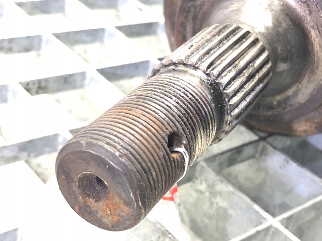 фото №4, Приводной вал правый перед peugeot partner ii 1.6 75km шарнир