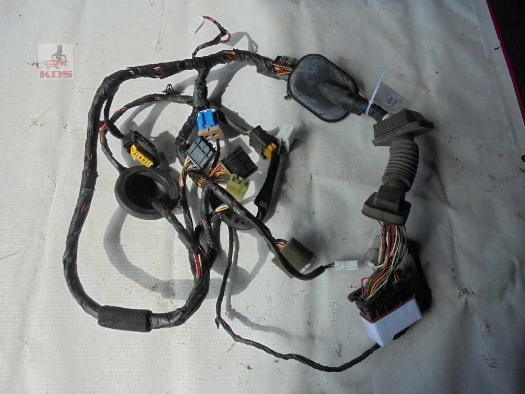 фото №1, Жгут дверь левый перед hyundai genesis sedan 2008 3.8 v6